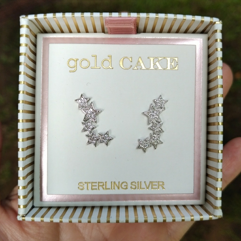 Gold Cake Silver Star Earrings